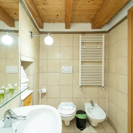 아파트 Luminoso Nel Centro Storico Di