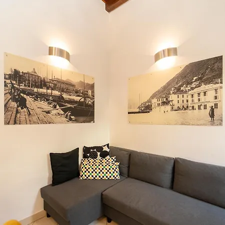 Luminoso Nel Centro Storico Di * Como